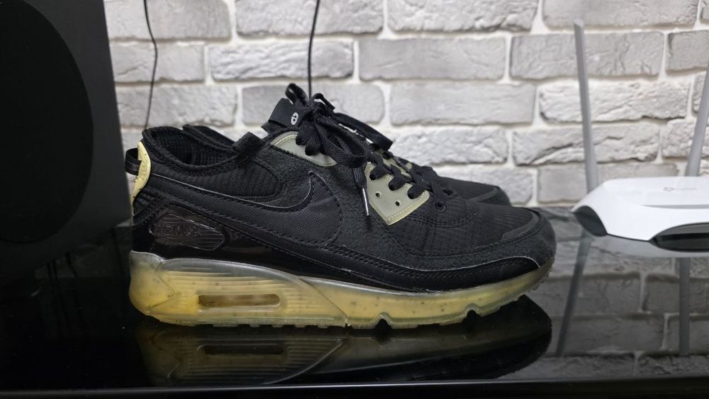 Оригинальные кроссы Nike