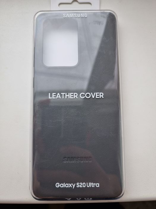 Продам фирменный чехол для телефона Samsung Galaxy S20 ultra.