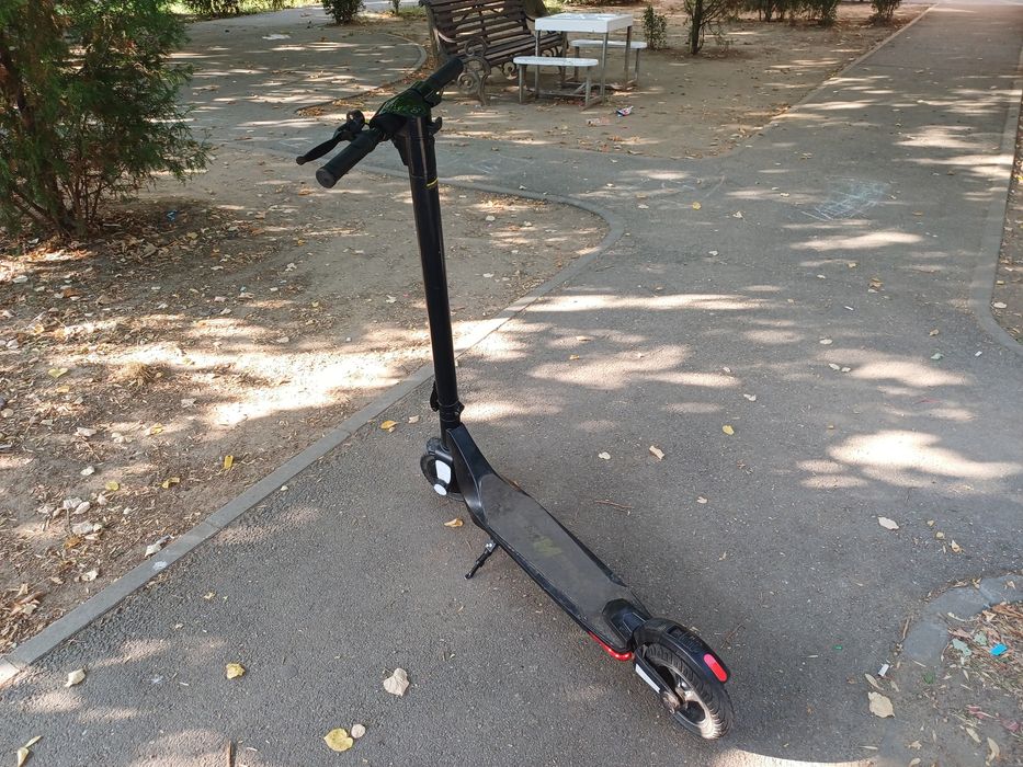 Trotineta electrică
