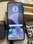 Vand telefon Motorola RAZR 40 256 GB