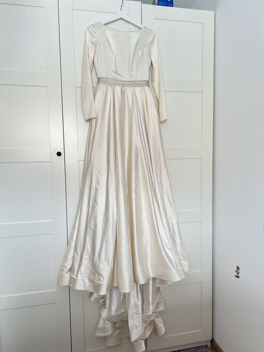 Продам шикарное свадебное платье