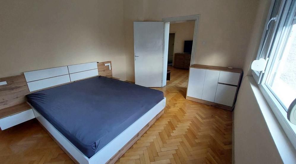 Дава се под наем Двустаен апартамент в Пловдив, Каменица 1 - 70 кв.м за 400 € - Снимка #3