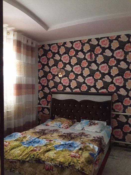 Sirdaryo shaharda hovli uy sotiladi 68.000$