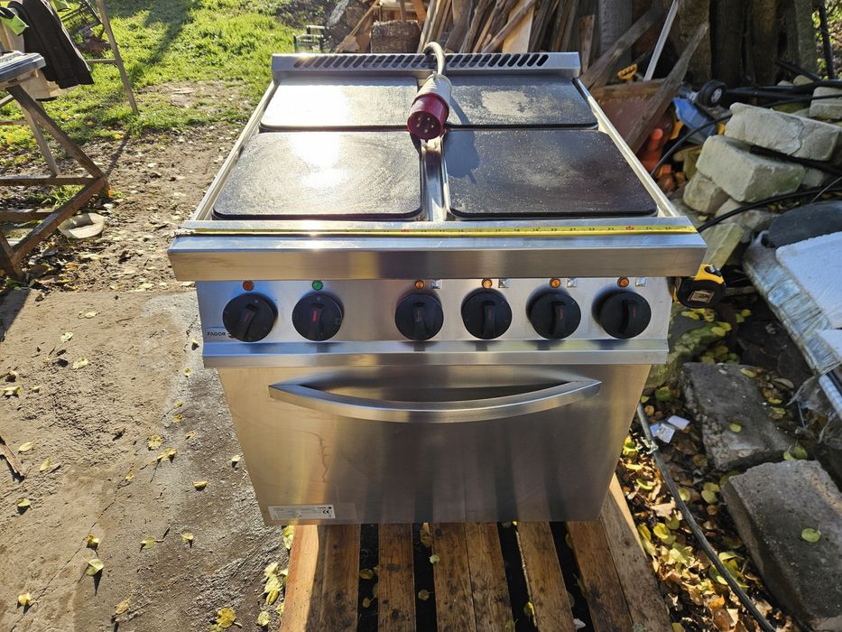 Фурна Печка на ток професионалена трифазна  18kw.