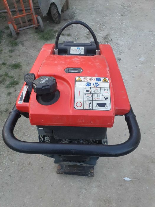 Mai compactor Wacker Neuson, an 2021, 46 ore vand/inchiriez  250lei/zi