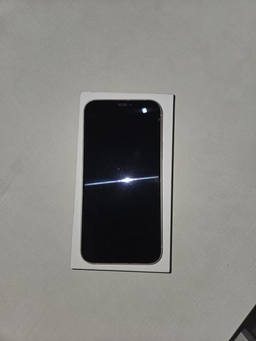 Айфон 12. Память 128г