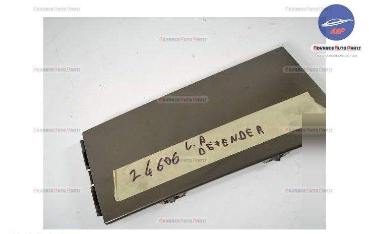 Декоративен елемент под фар дясно оригинален Ленд Ровер / Land Rover D