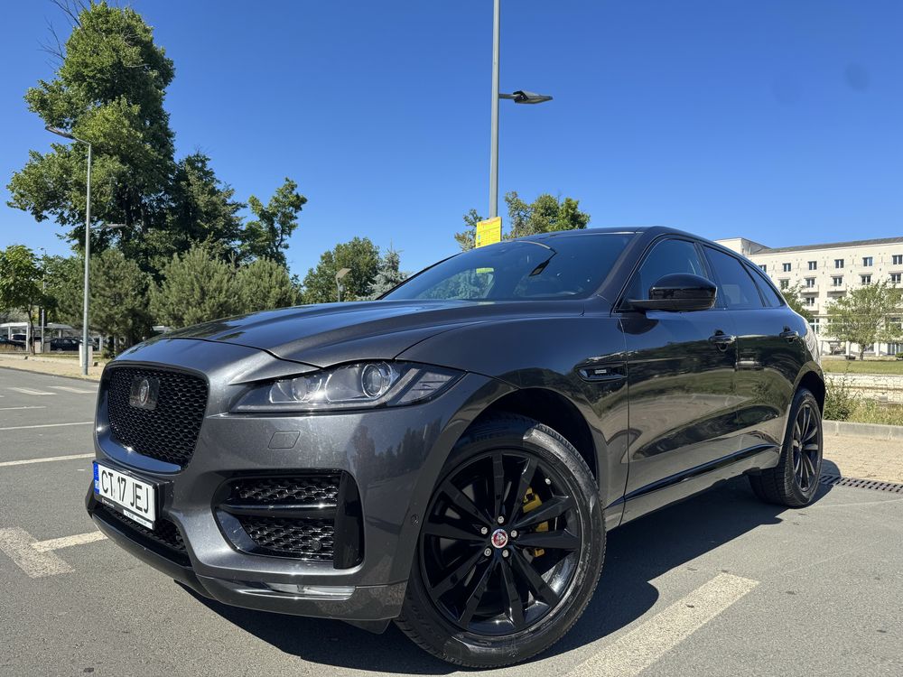 Jaguar F-Pace 30d 300Cp R-dynamic