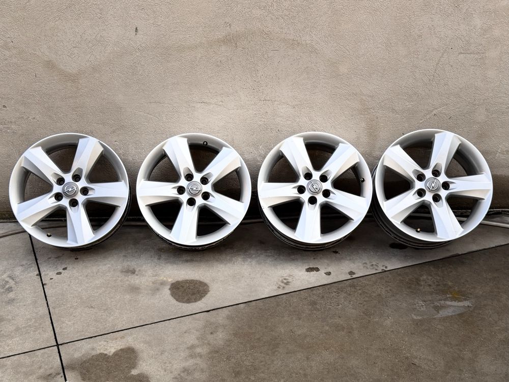 4бр ал Opel Astra Vectra Zefira 17цола оригинални