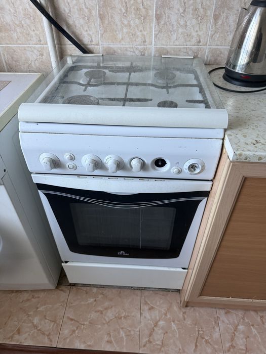 Продам газовую плиту 20 тыс