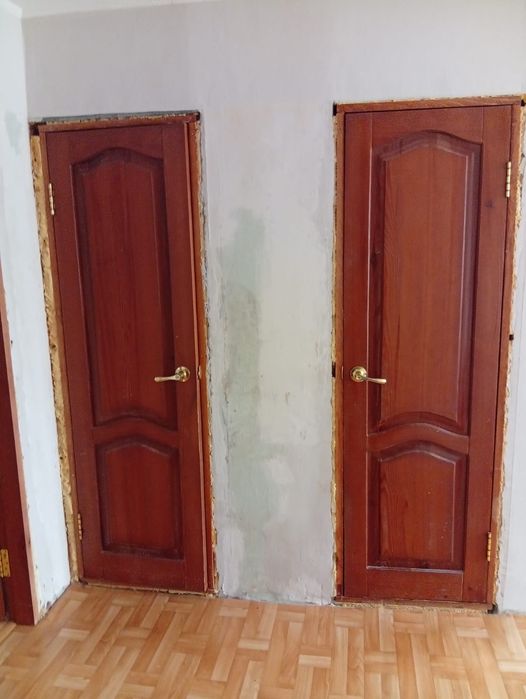 Двери в сан узел