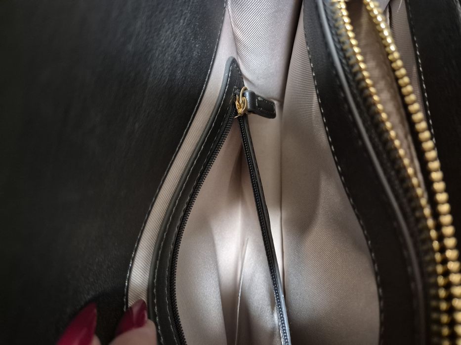 gentuta Liu Jo cu lanț auriu