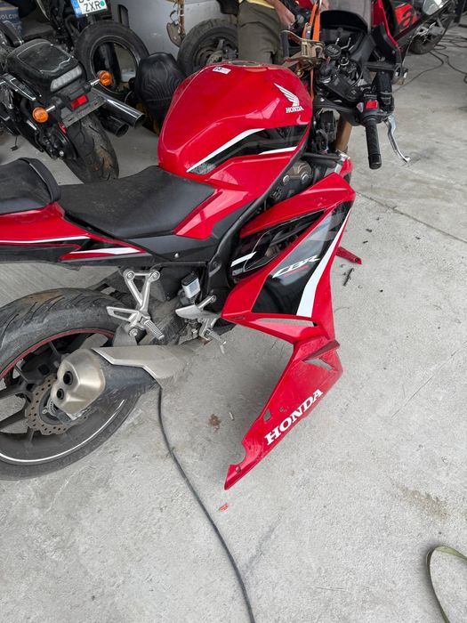 Dezmembrez Honda CBR 500r an 2023