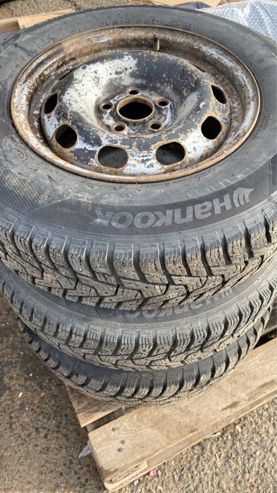 Продам резину с дисками 14