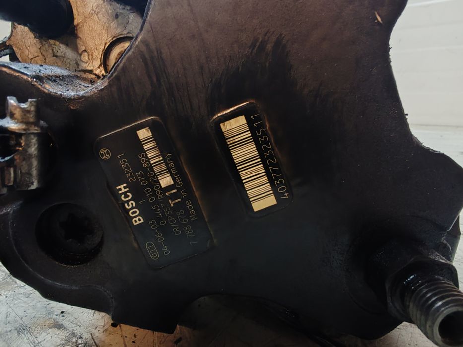 Pompa înaltă presiune BMW E60 e61 525d 400lei