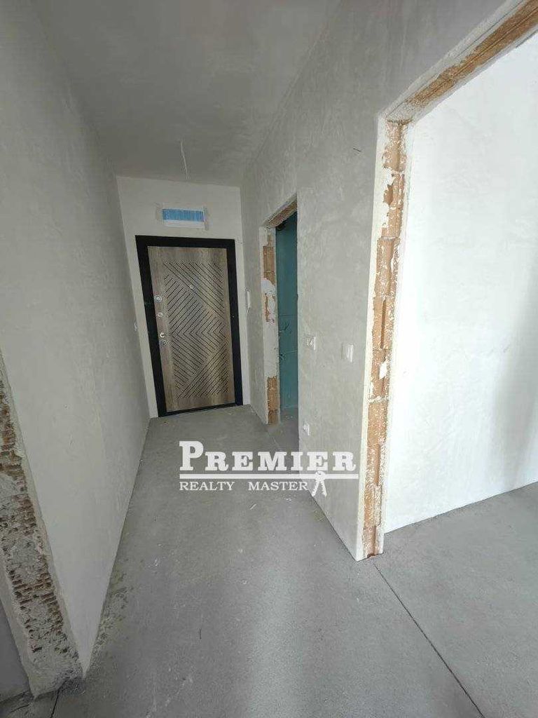 Продава се Двустаен апартамент в Бургас, Славейков - 61 кв.м за 1361 €/кв.м - Снимка #2
