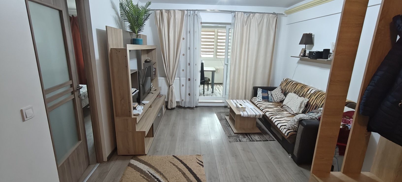 Apartament 2 camere central & parcarare 2015