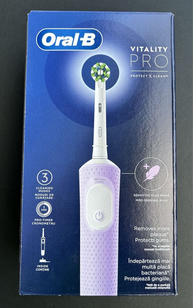 Oral-B Vitality PRO (Black/Pink) / Електрическа четка за зъби