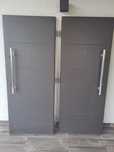 Vand doua usi metalice