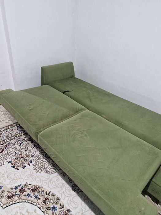 Продам диван в хорошем состоянии