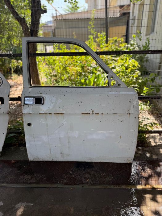 Двери волга 24 и 2410 и 31