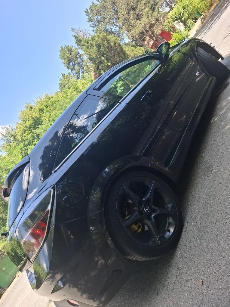 Vând Opel Astra h
