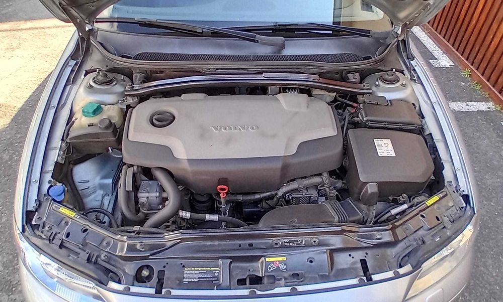 Volvo S60, impecabilă. Ocazie unică. Primul și singurul proprietar.