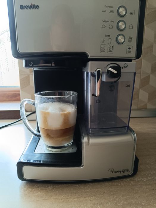 Vând espressor de cafea Breville