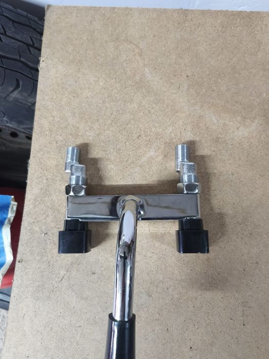 Батерий за душ и умивалник