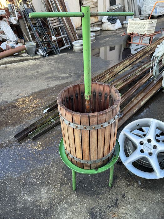 Преса за вино или ракия