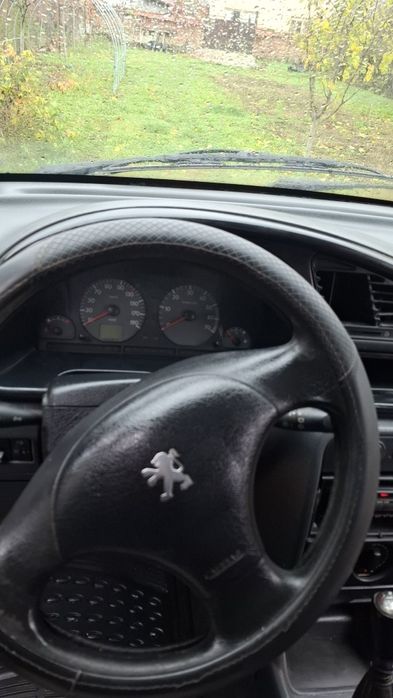 Peugeot Partner 1.9 чист дизел [2001г]!