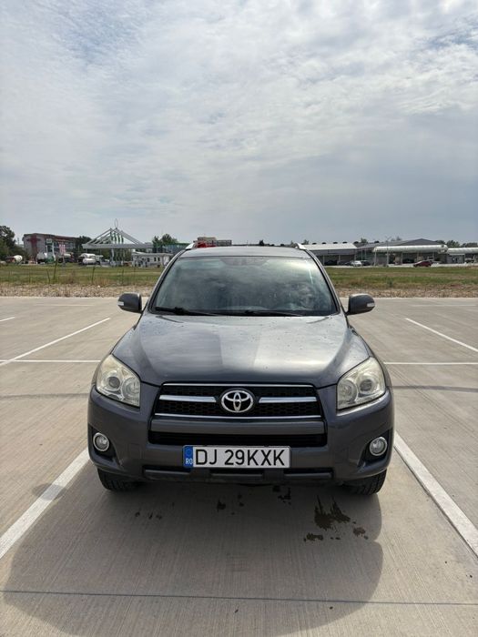 Toyota rav4 2.2d 2010