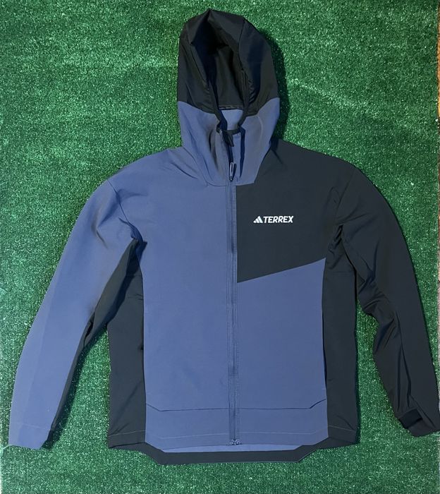 Ветровка Adidas Terrex