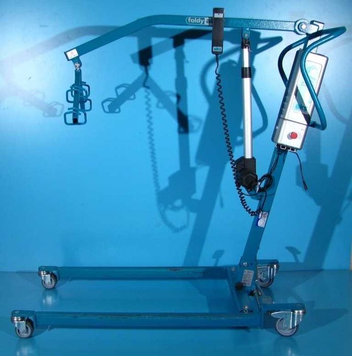 Macara pentru ridicarea si transportul pacientilor Aks Foldy