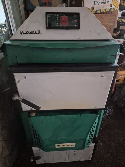 Vând centrala pe lemne 25kw ORlAN