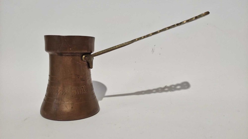 Стари медни съдове за готвене