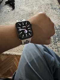 Apple watch SE 2 серия 44 mm акб 100%