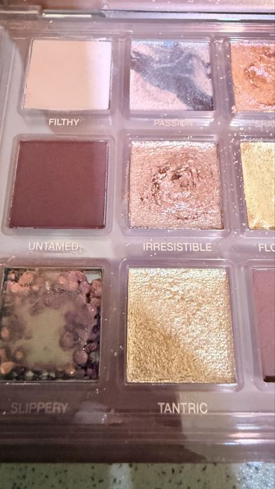Paleta Huda Beauty