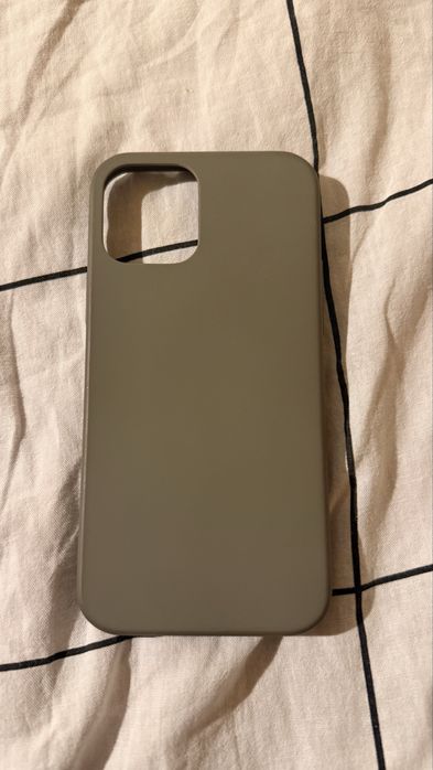 Аксесоари за iphone 12 pro