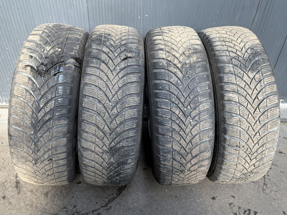 Jante Dezent 5x112 cu Anvelope de Iarnă Semperit 195/65 R15