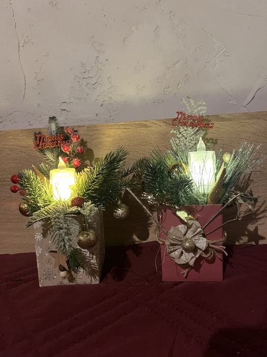 Коледни украси и аранжировки