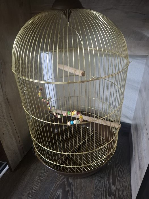 Продаю клетку для попугая