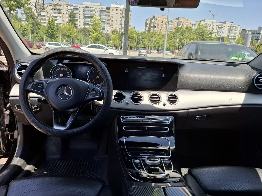 Mercedes Benz -E220 Avantgarde 2018
