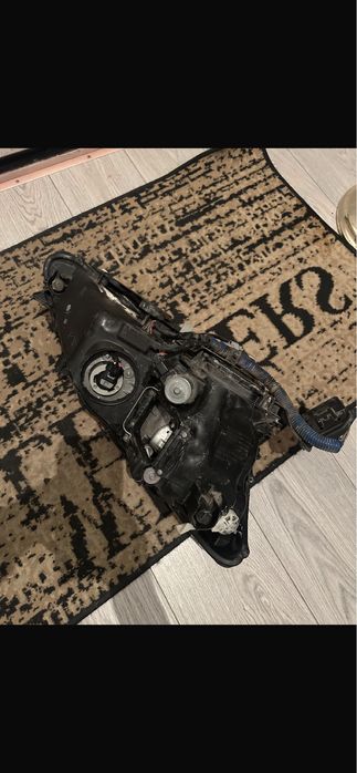 Продам фару от lexus is