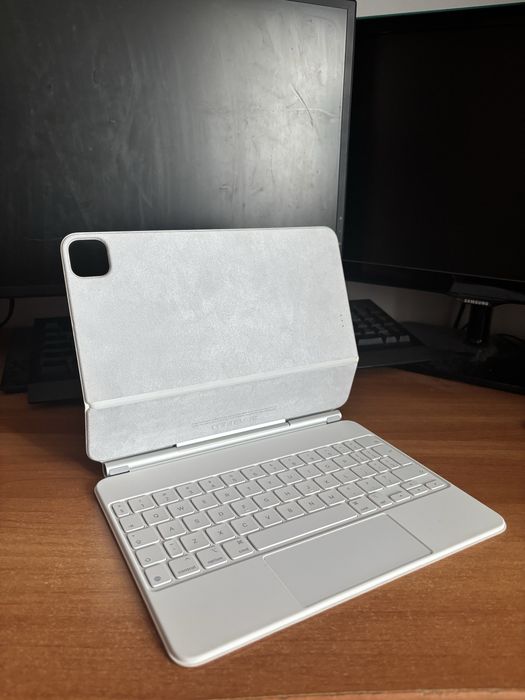 Apple iPad Magic keyboard ca noua 11 inch FULL BOX