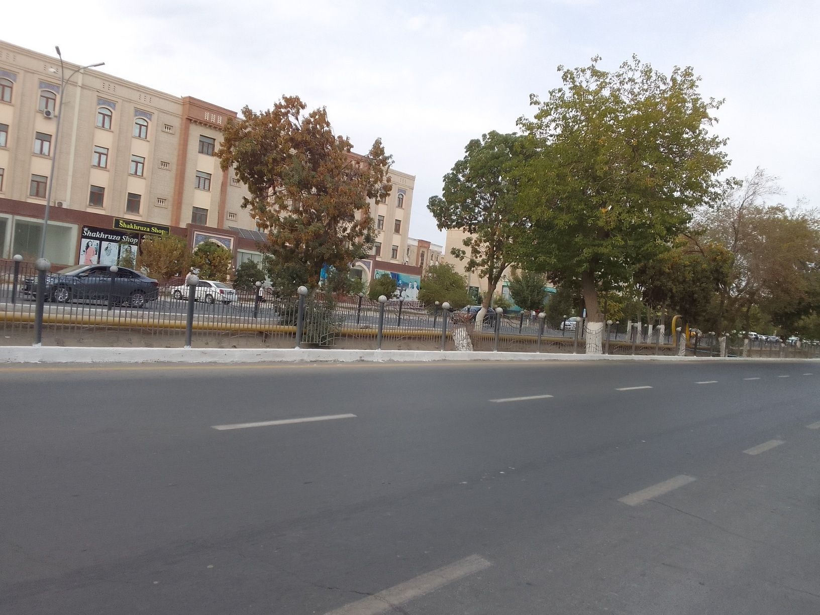 Islom Karimov shoh kõchasi 3xonali sotiladi