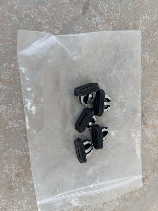 Tesla тесла модел 3 фиксиращи скоби части за предница