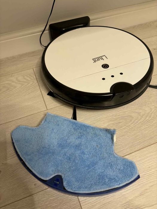 Aspirator/mop robot Ihunt