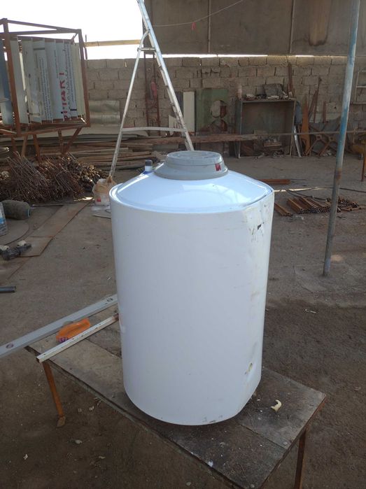 Аристон 80л. новый, но чучуть помятый