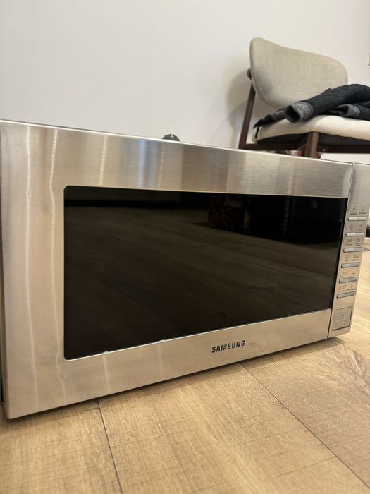 Микроволновка Samsung